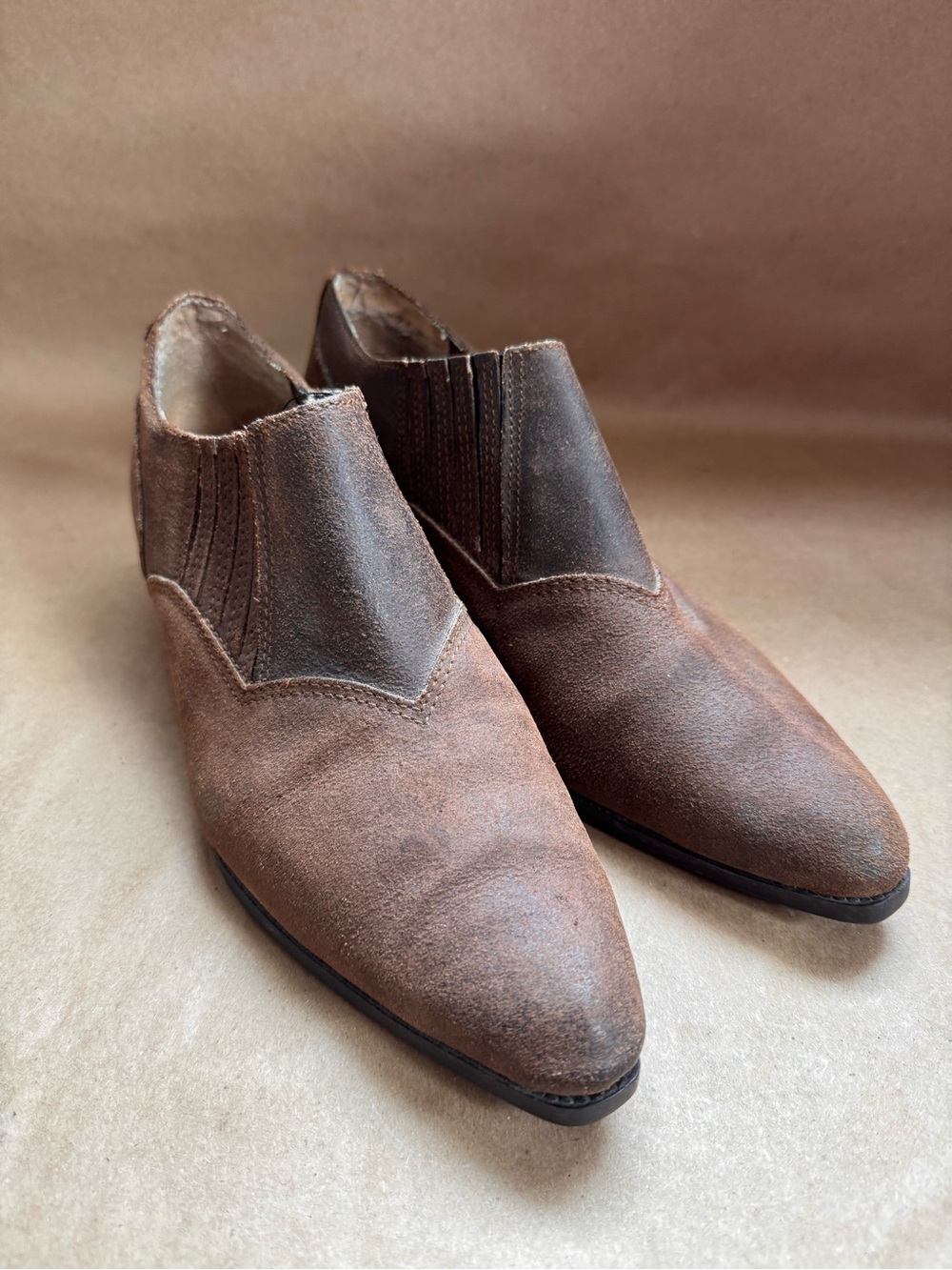 Chilis Holy Cow Brown Distressed Leather Low Ankle Boots. Size 7.5